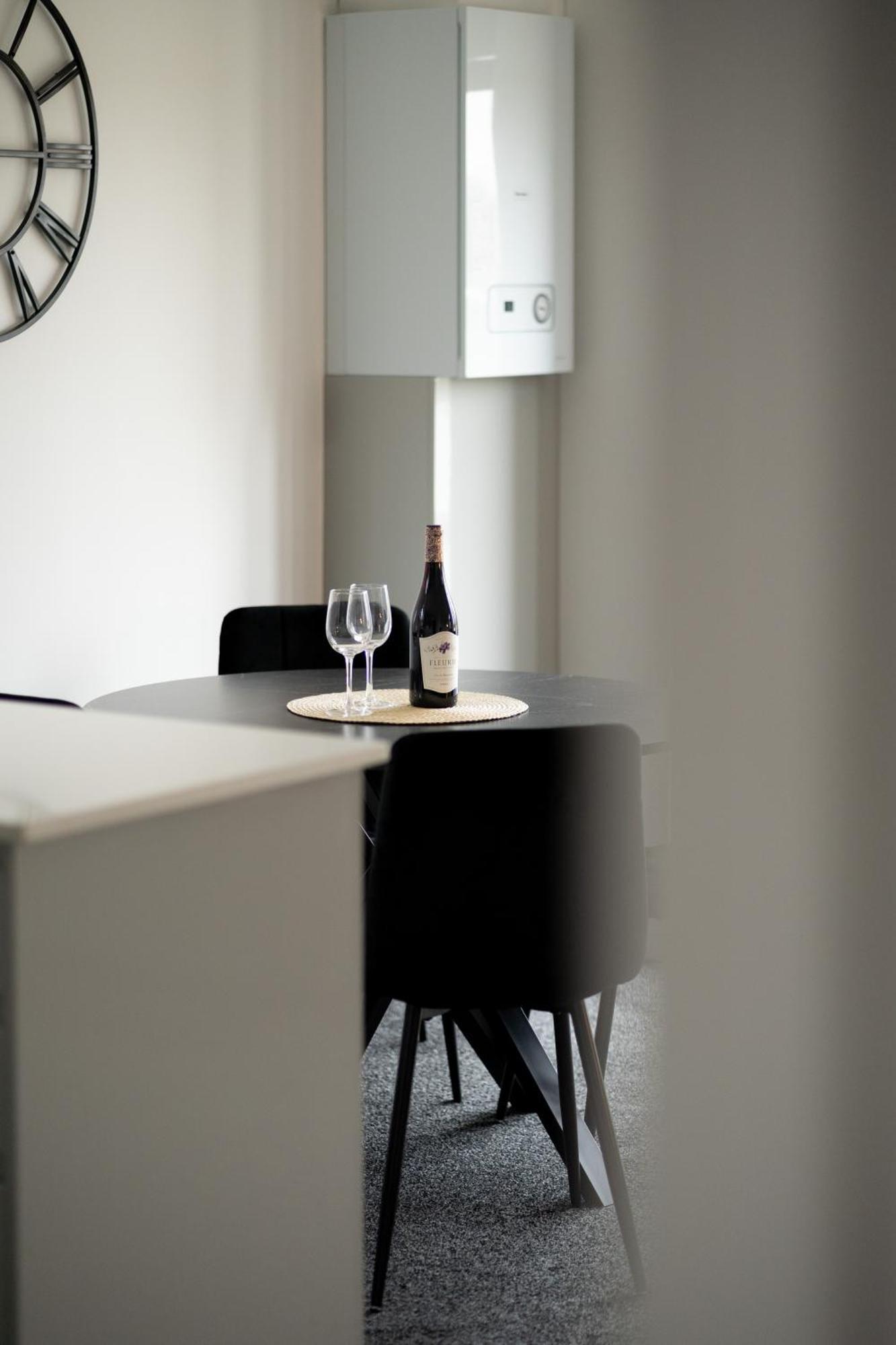 Modern 2-Bed Apartment With Balcony, Close To Oxford City Centre With Free Parking Екстериор снимка