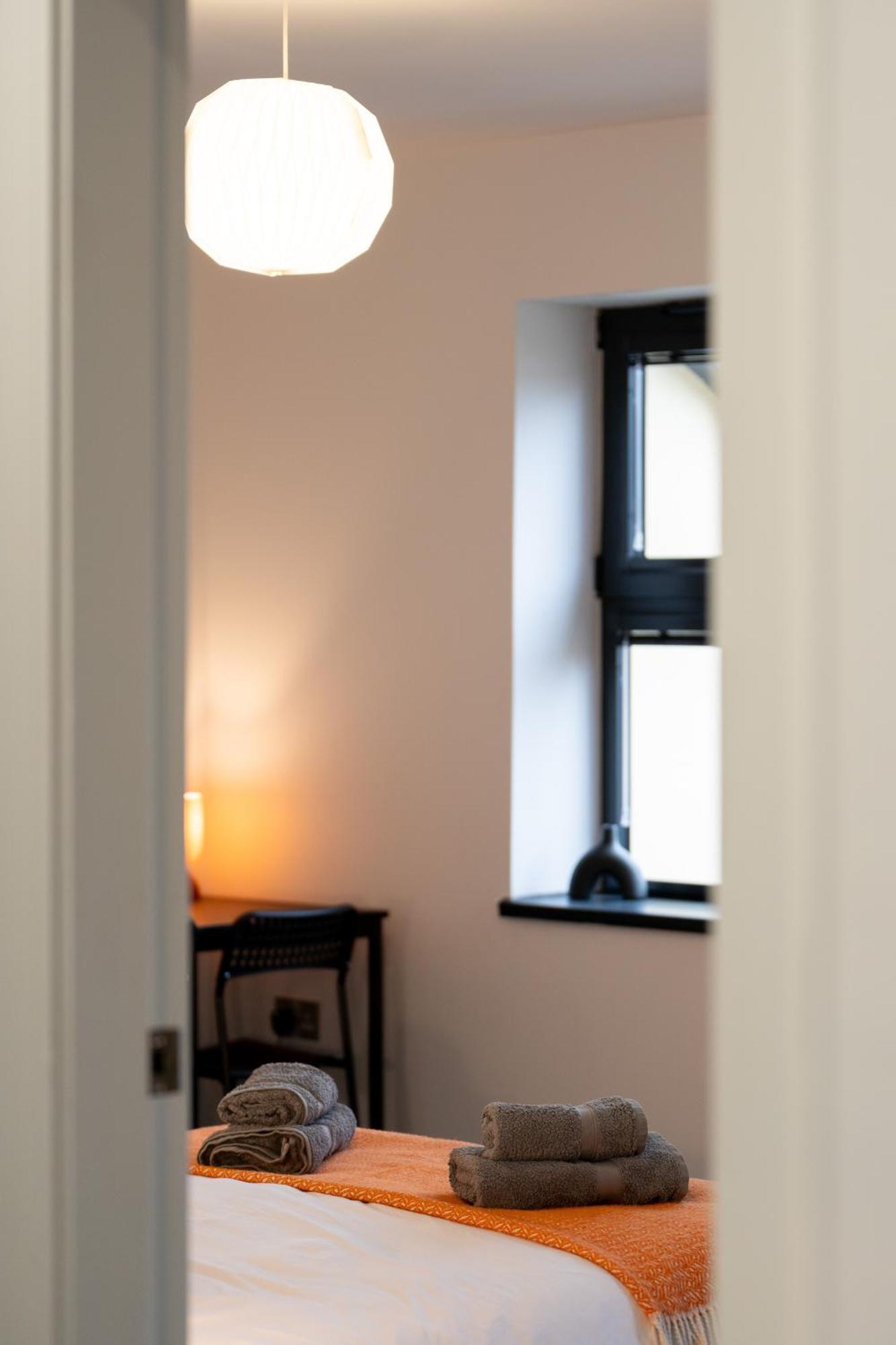 Modern 2-Bed Apartment With Balcony, Close To Oxford City Centre With Free Parking Екстериор снимка